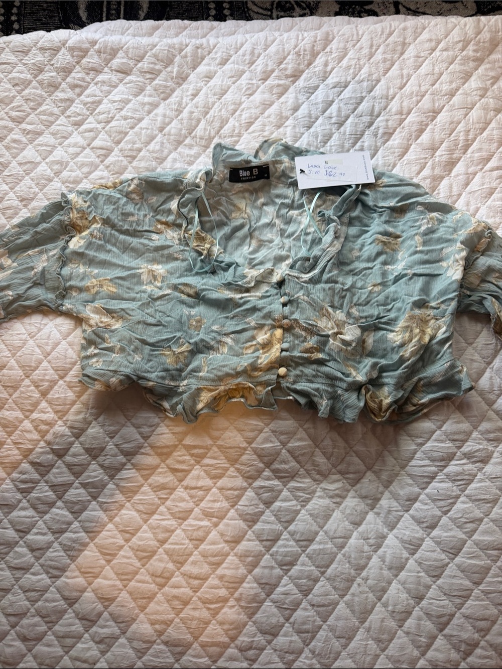 Blue B Floral Cropped Button-Up Top in Seafoam Green